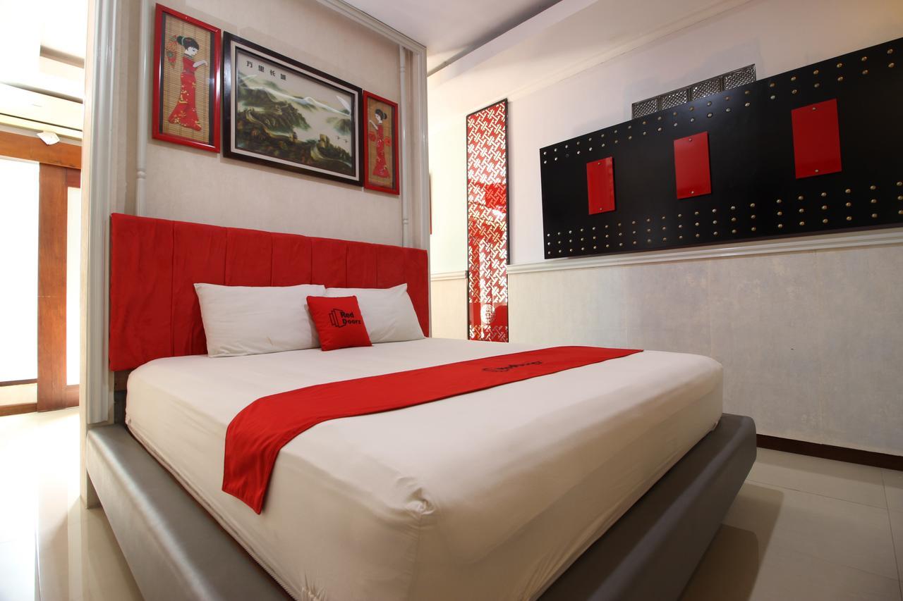 Reddoorz Plus Near Tugu Jogja 2 Yogyakarta Ngoại thất bức ảnh